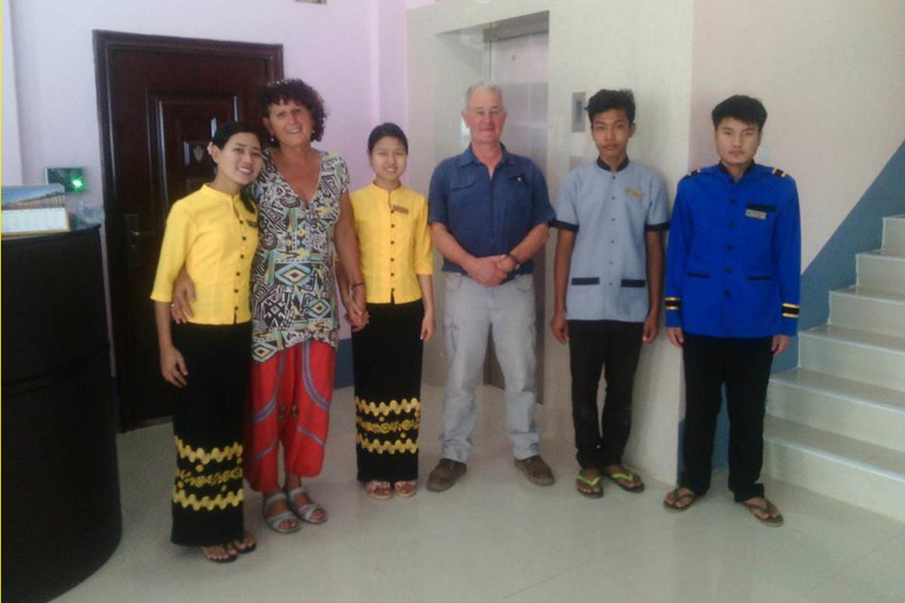 Man Shwe Li Hotel Mandalay Exterior foto
